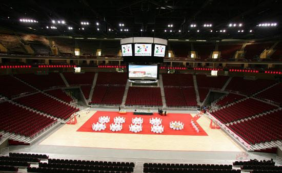 運動木地板.jpg 運動木地板.jpg