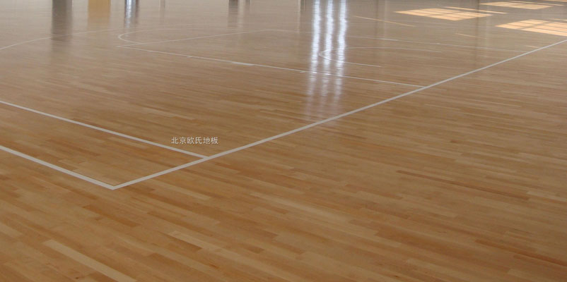 實木運動地板價格與質(zhì)量有關(guān)系