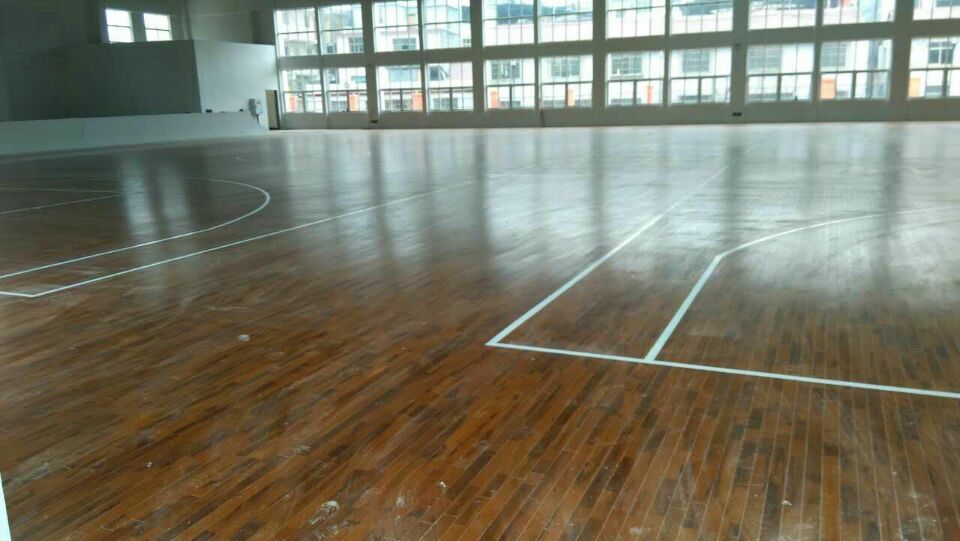運(yùn)動木地板維修多久能完成