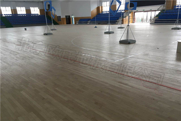 運動木地板,實木運動地板 運動木地板,實木運動地板